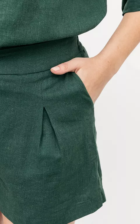 Cotton shorts with side-pockets dark green