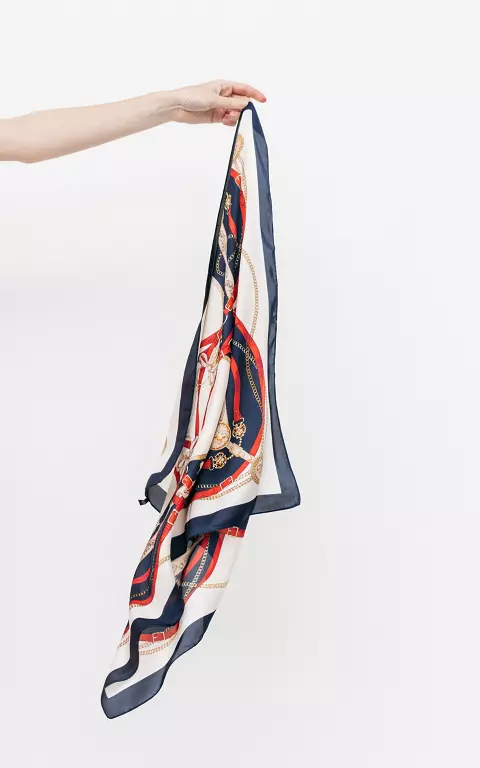 Silk-look squared scarf 