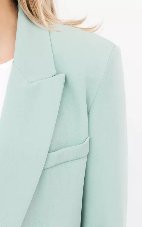 Oversized blazer with shoulder pads mint