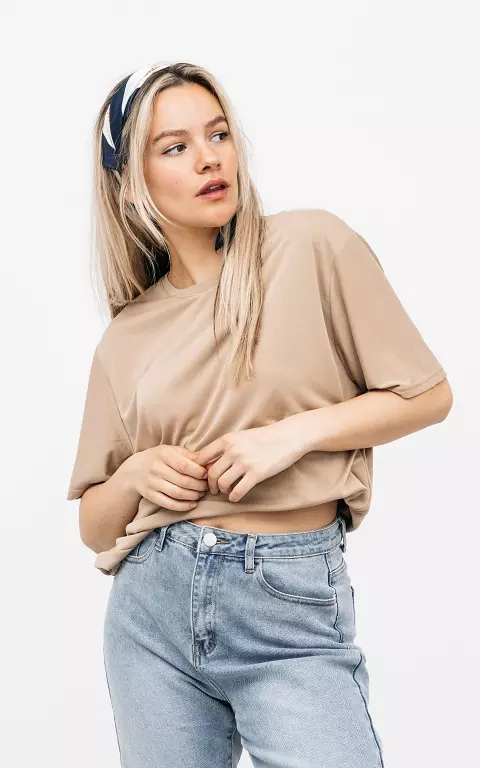 Shirt with round neck light brown