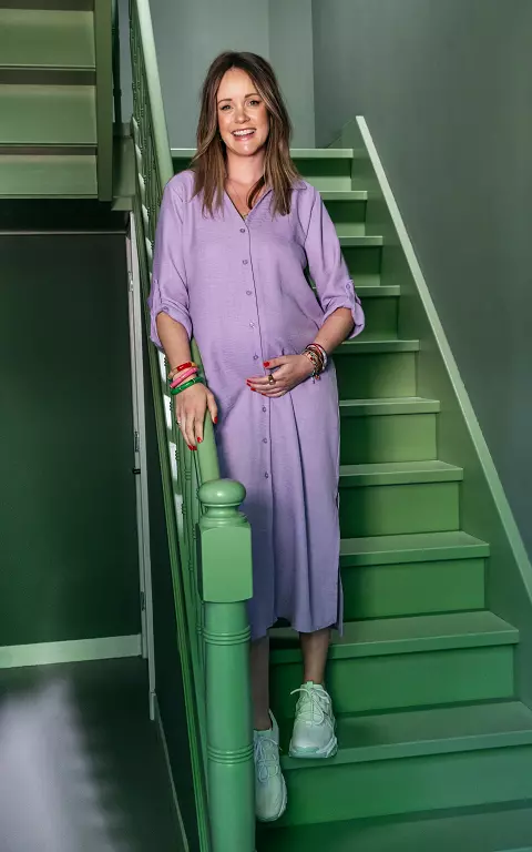 Dress with buttons and split 
