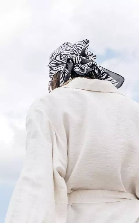 Satin-look scarf with zebra print black white