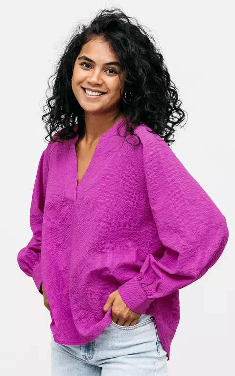 Blouse with v-neck purple