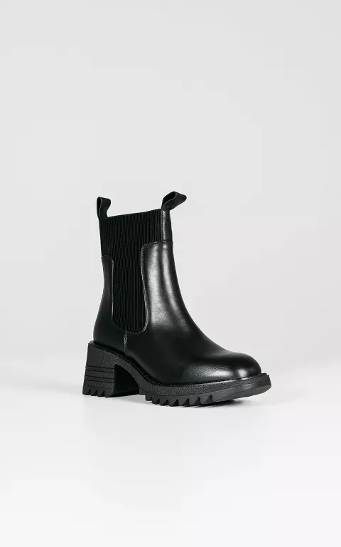Leather look boots zwart