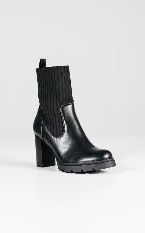 Leather-look boots with sock black