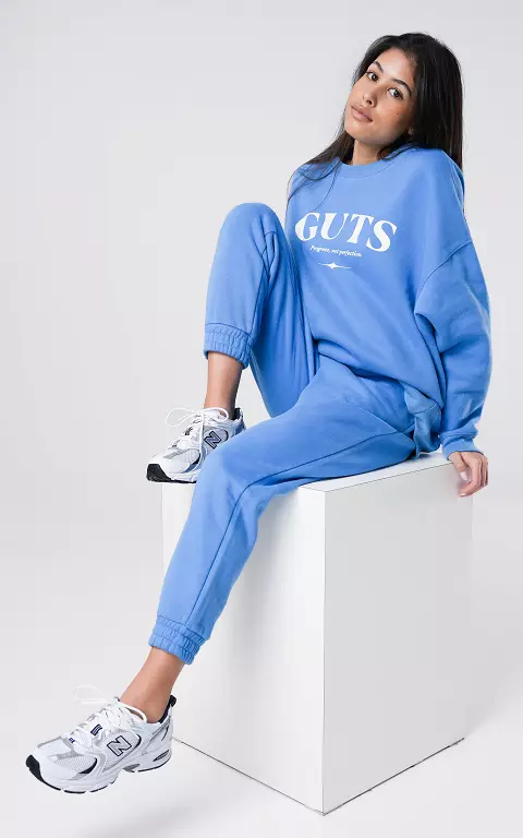 Oversized sweater with text blue