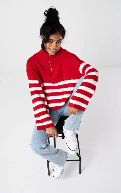 Oversized Pullover rot weiß