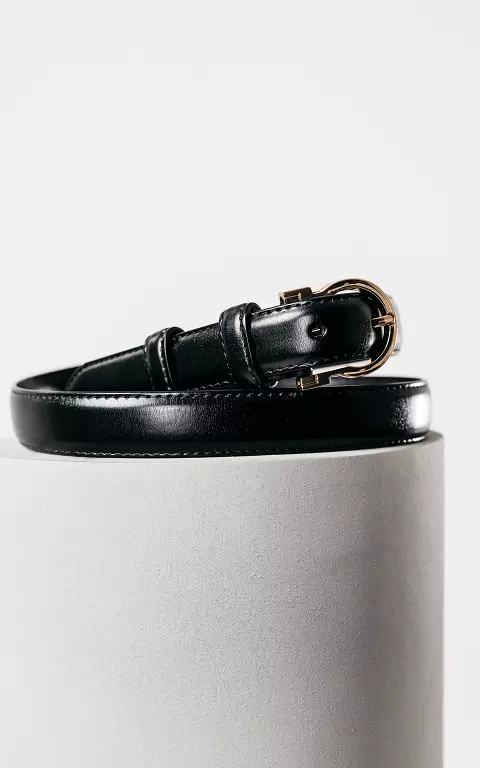 Leather belt with oval clasp black gold