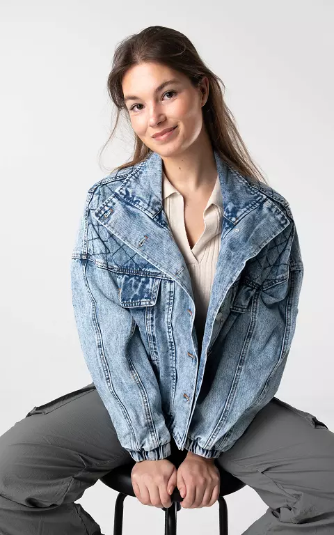 Oversized denim jacket with breast-pockets 