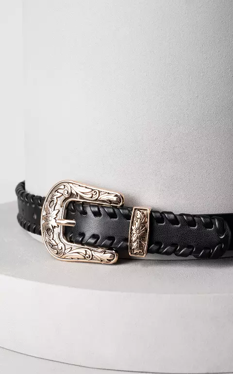 Belt with detailed clasp black gold