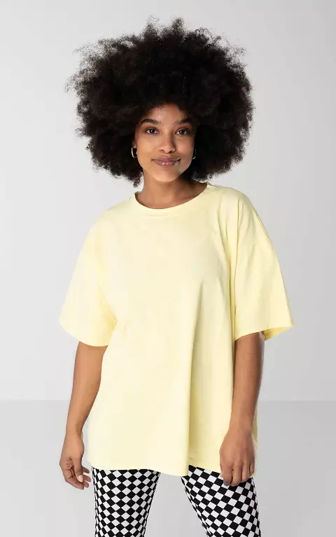 Oversized Basic T-Shirt gelb
