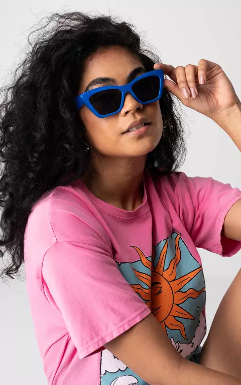 Cate-eye sunglasses blue
