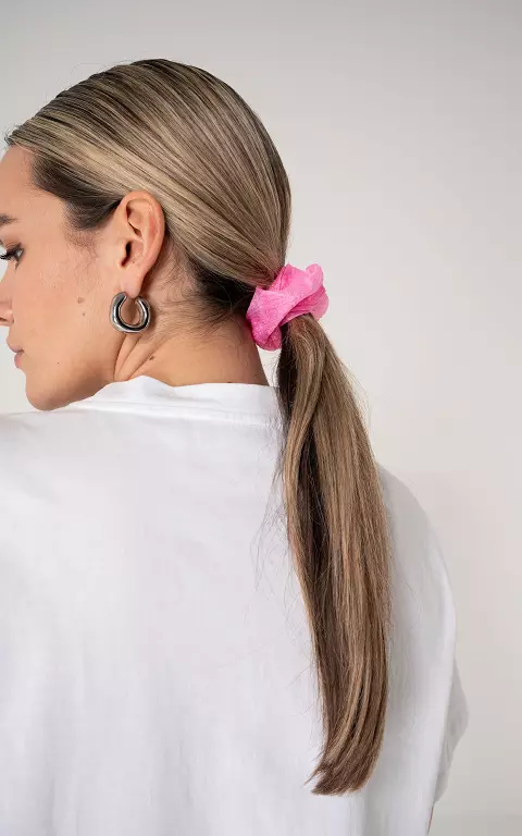 See-through scrunchie with glitter pink