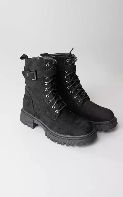 Suède-look boots met gesp zwart
