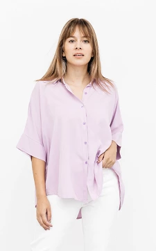 Oversized blouse with buttons | lilac | Guts & Gusto