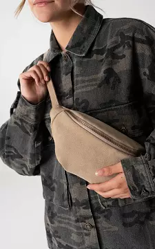 Wildleder-Hüfttasche mit Reißverschluss | Beige | Guts & Gusto