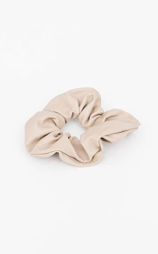 Leather look scrunchie | beige | Guts & Gusto
