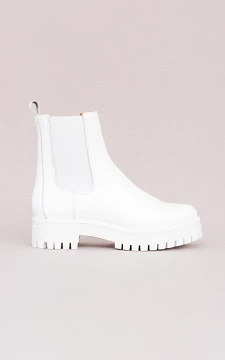 Leather Chelsea boots | white | Guts & Gusto