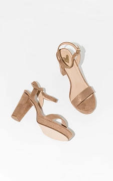 Glittery heels | light brown | Guts & Gusto