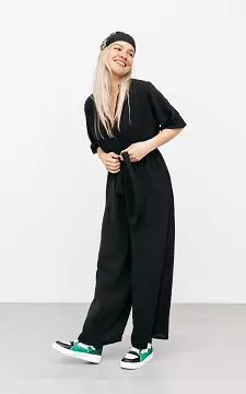 Jumpsuit with two side pockets | Black | Guts & Gusto