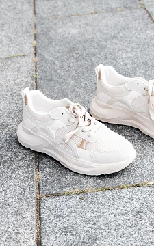 Lace-up sneakers with thick sole | Beige | Guts & Gusto