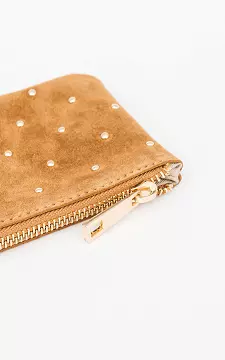 Wildleder-Portemonnaie mit goldfarbenen Nieten | Camel Gold | Guts & Gusto