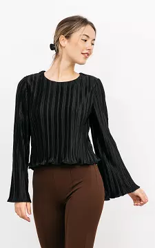 Pleated top with open back | black | Guts & Gusto