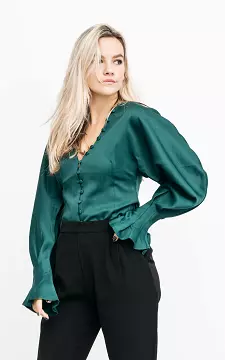 Satin look blouse met trompetmouwen | groen | Guts & Gusto