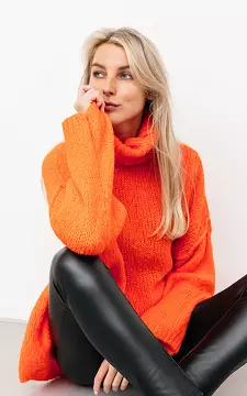 Oversized chunky knit sweater | Orange | Guts & Gusto