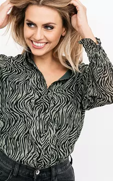 Blouse with buttons | Green Black | Guts & Gusto