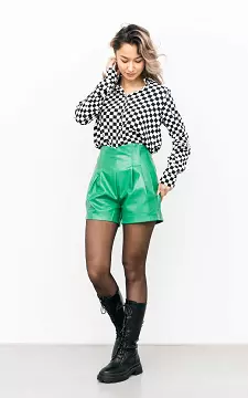 Leather-look shorts | Green | Guts & Gusto