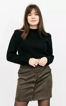 Sweater with shoulder pads | black | Guts & Gusto