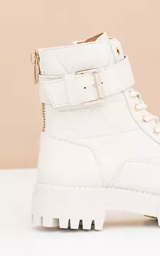 Leather boots with gold-coated details | cream | Guts & Gusto
