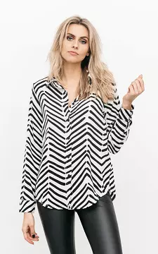 Blouse with pattern | white black | Guts & Gusto