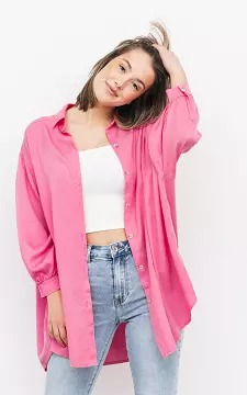 Oversized blouse with buttons | Pink | Guts & Gusto