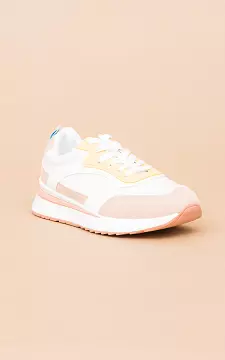 Coloured sneakers | white mauve pink | Guts & Gusto