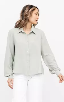 Blouse with gold-coated buttons | Light Green | Guts & Gusto