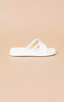 Flip-flops with straps | white | Guts & Gusto