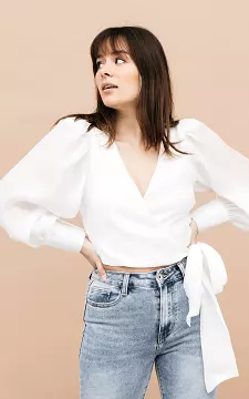 Wrap-around top with shoulder pads | white | Guts & Gusto