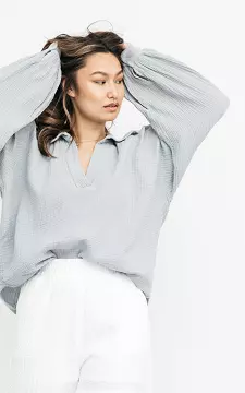 Katoenen blouse met v-hals | grijs | Guts & Gusto