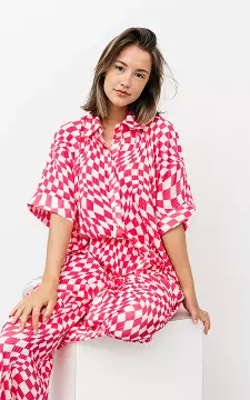 Checkered pleated blouse | white pink | Guts & Gusto