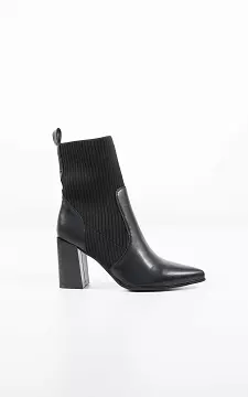Boots with sock | Black | Guts & Gusto