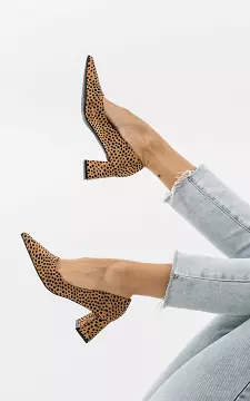 Suede-look heels with pointed noses | Light Brown Black | Guts & Gusto