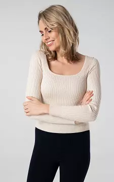 Basic top with squared neckline | Cream | Guts & Gusto