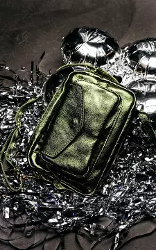 Leather bag with adjustable handle | Light Green | Guts & Gusto