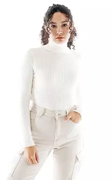 Basic ribbed turtleneck sweater | White | Guts & Gusto