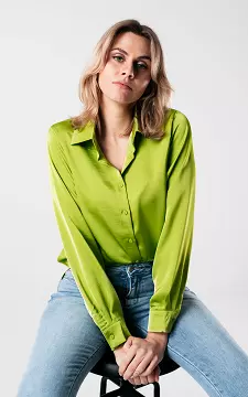 Satin-look blouse with buttons | Light Green | Guts & Gusto