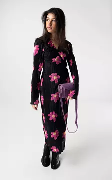 Wrap-around maxi dress with print | Black Pink | Guts & Gusto