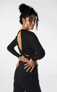Crop top with open back | Black | Guts & Gusto
