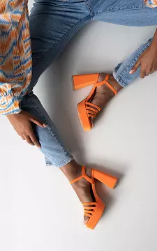 Heels with block heel and squared nose | Orange | Guts & Gusto